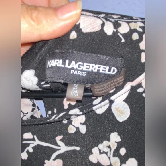 Women’s Karl Lagerfeld floral blouse 1X - Picture 5 of 10